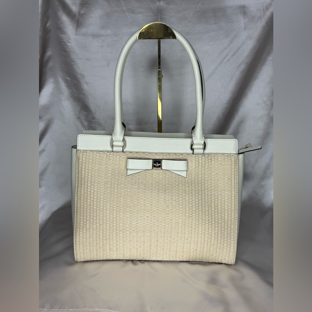 MT382 - EUC KATE SPADE Jovie Montford Park Straw Handbag
